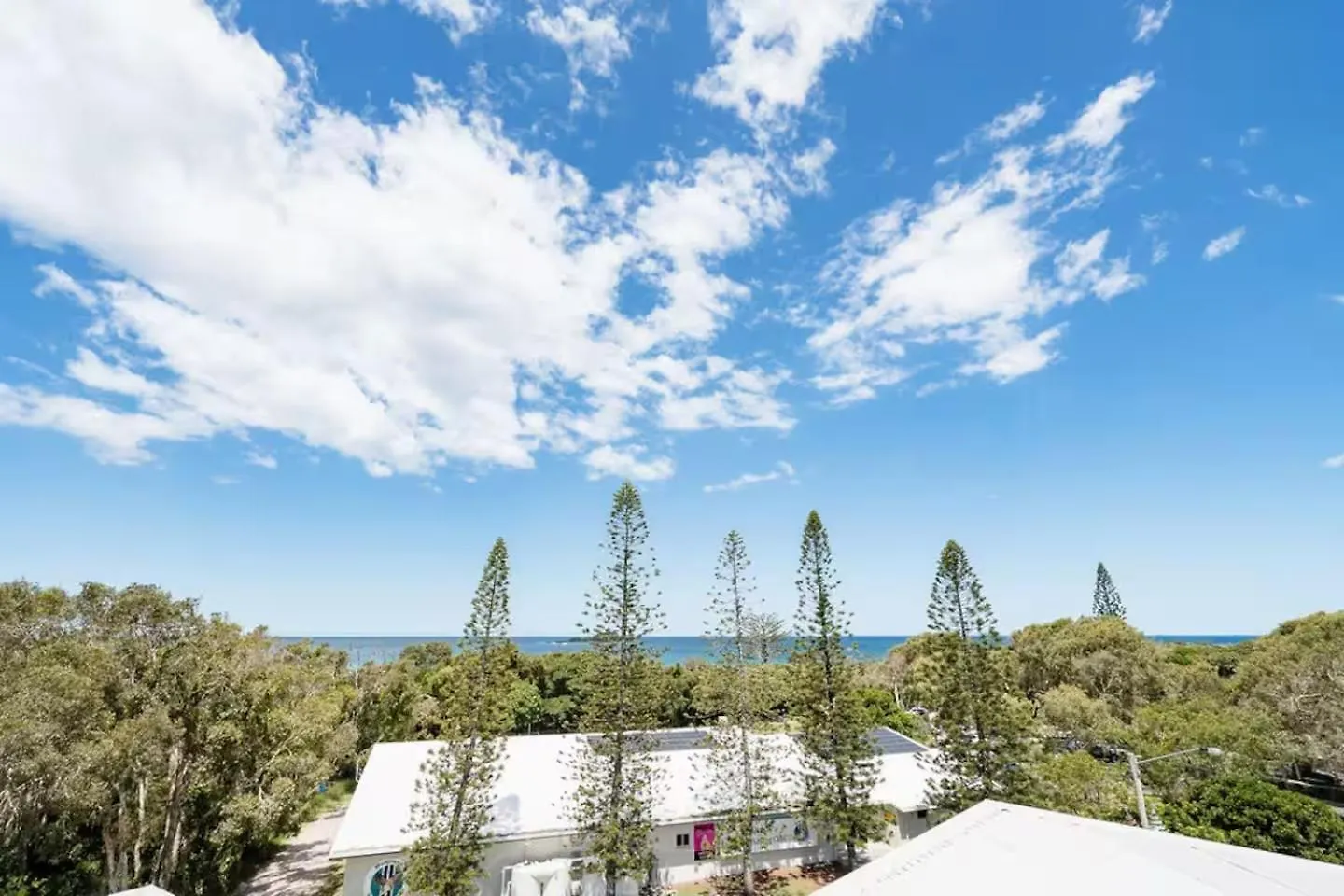 Beachfront Bliss With Ocean Views Mudjimba 0*,  Australia